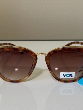 Brown Tortoiseshell Women’s Sunglasses